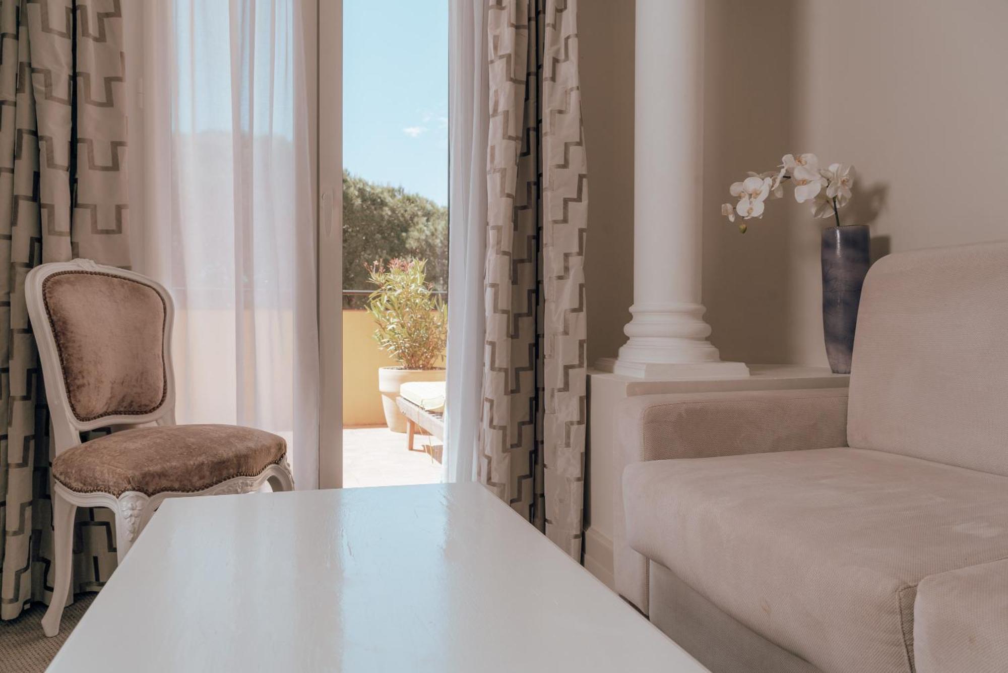 Hotel Ermitage De L'oasis & - Cannes 4*